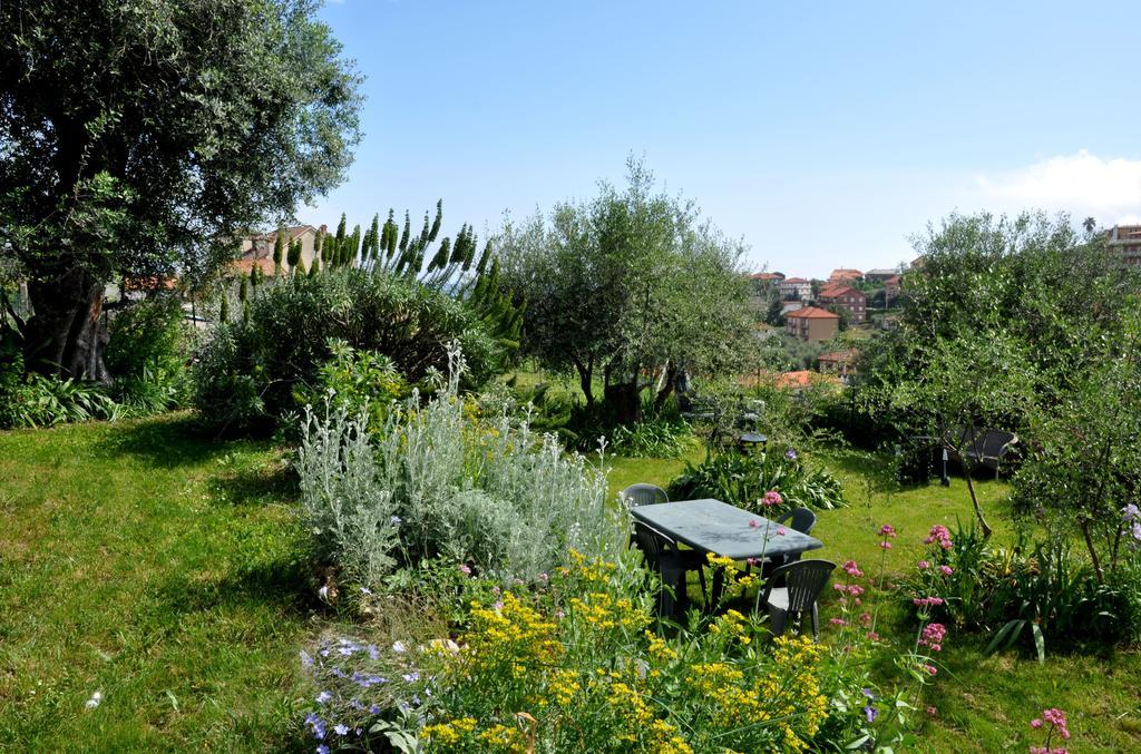 Villa Ca Dei Conti San Bartolomeo Al Mare Zimmer foto